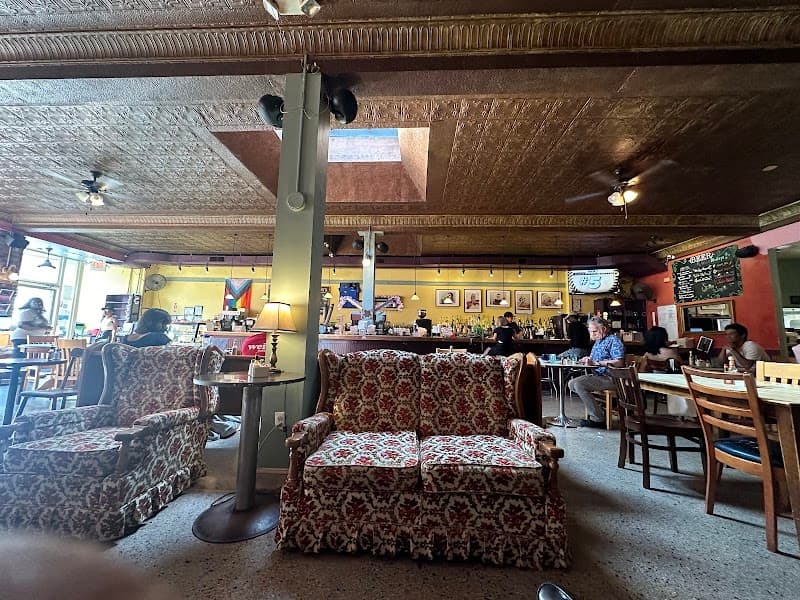 Tryst image 4