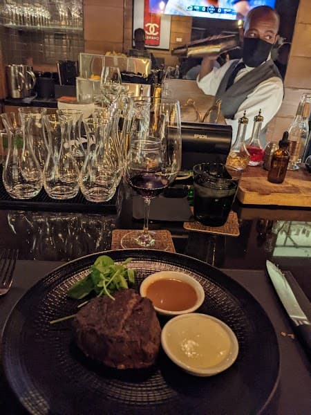 The Lounge at BOURBON STEAK image 4