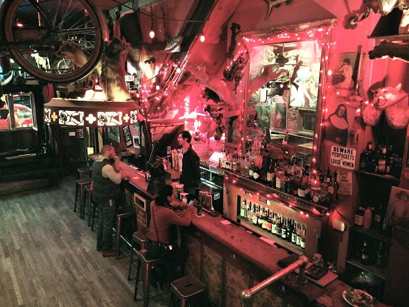 Madam's Organ image 1