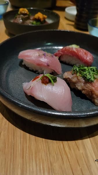 Love, Makoto - Best Sushi Bar