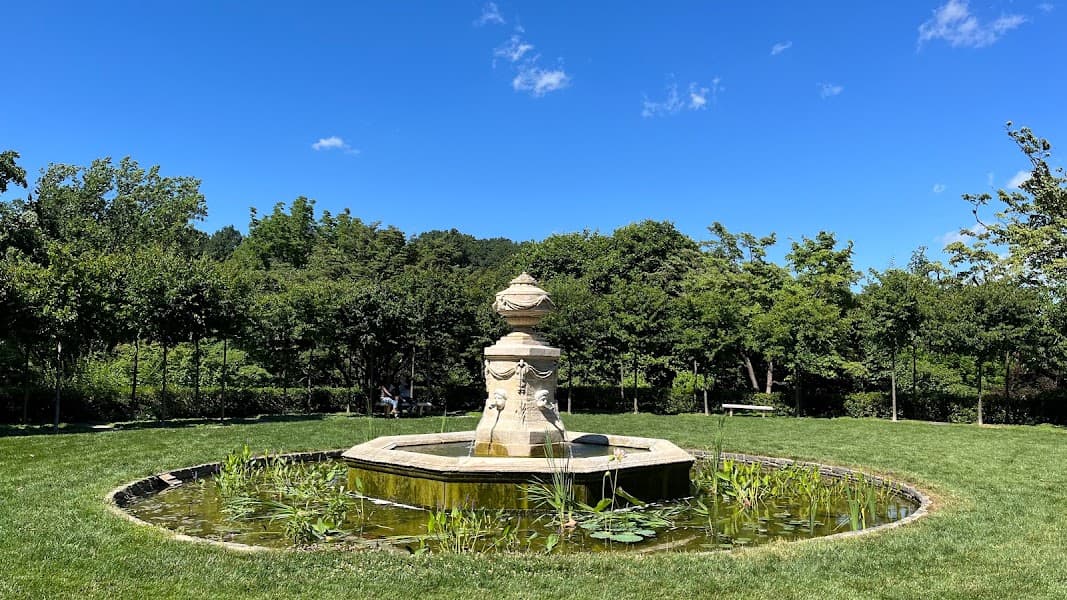 Dumbarton Oaks Gardens image 3