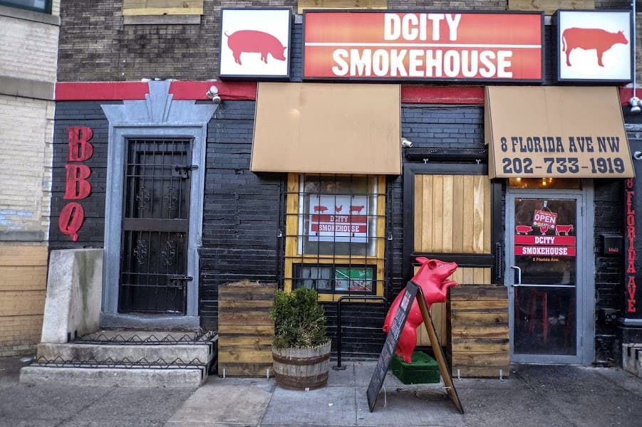 DCity Smokehouse image 3