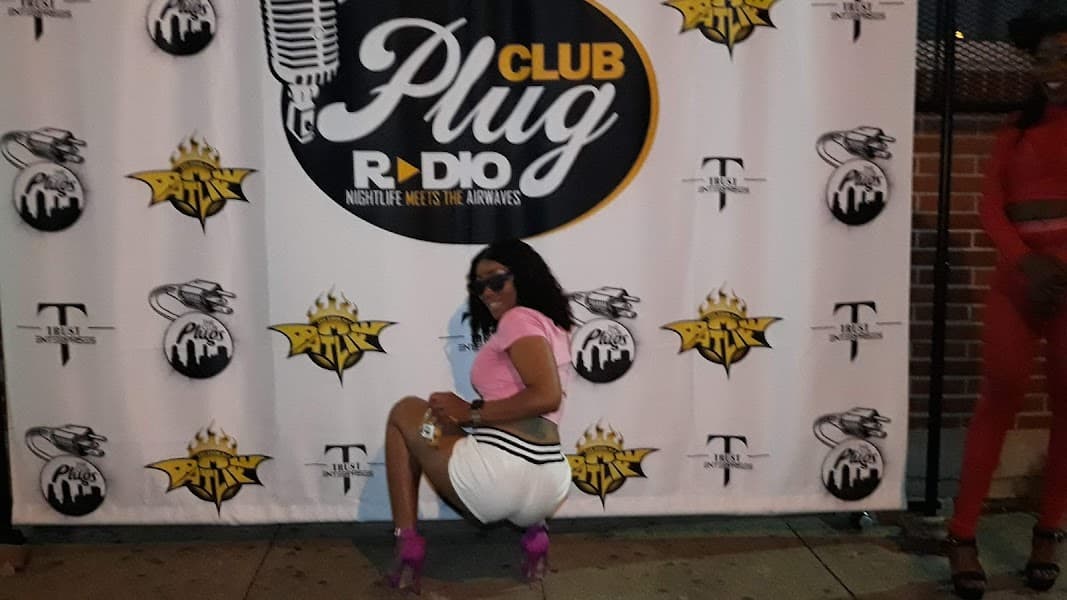Sip Lounge image 3