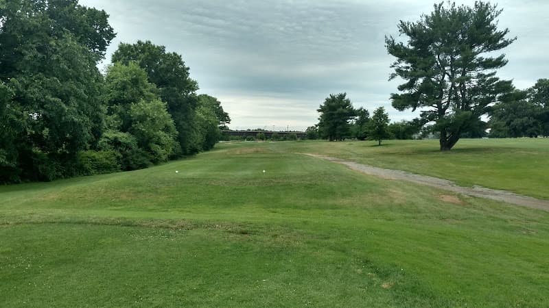 Langston Golf Course & Driving Range - Golf Courses