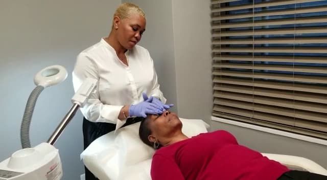 AnewSkin Aesthetic Clinic and Medical Spa image 2