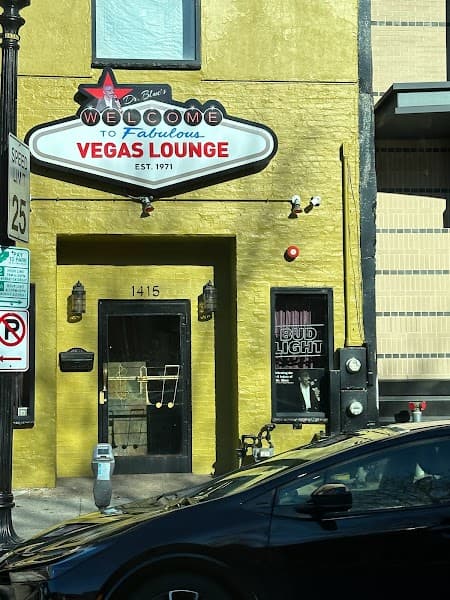 Vegas Lounge image 2