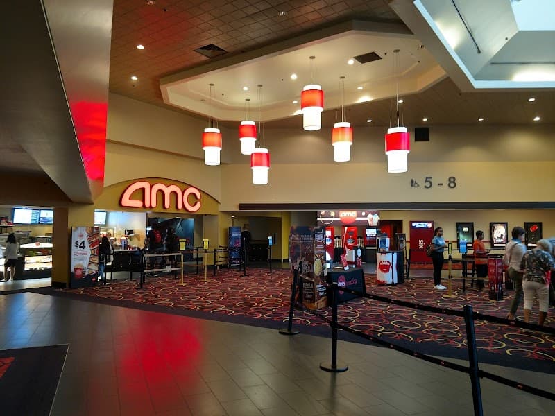 AMC Center Park 8 image 3