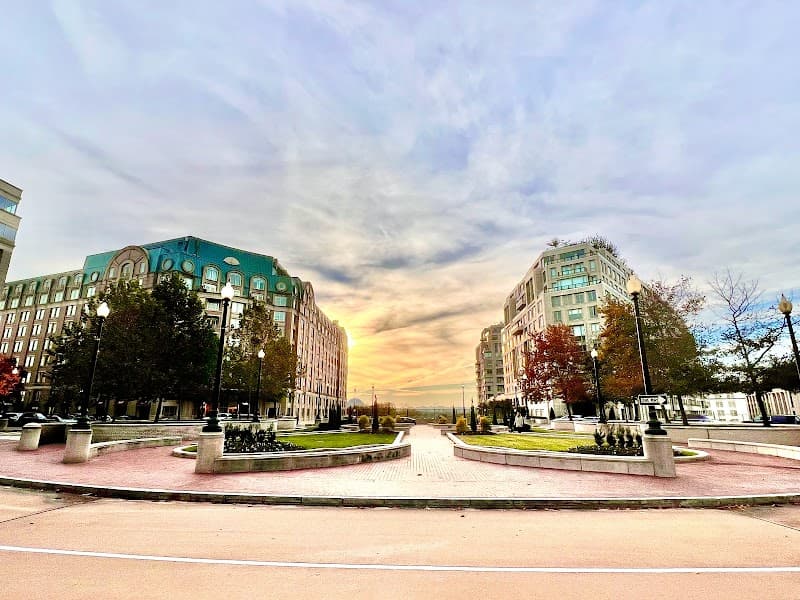 Maryland Avenue Linear Park image 1