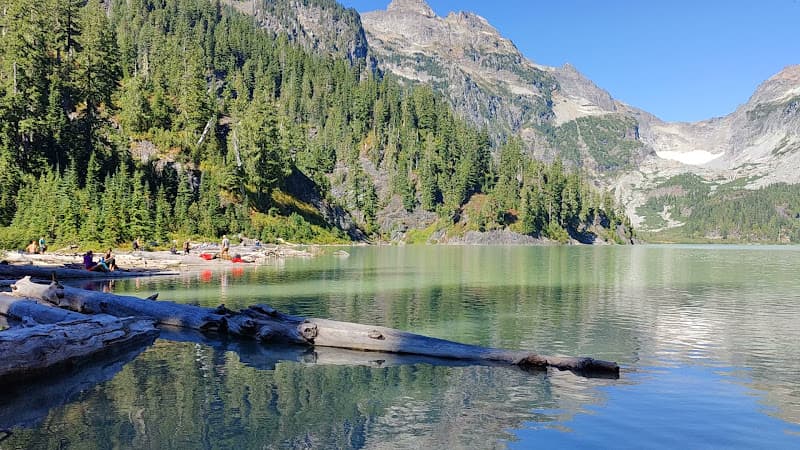 Blanca Lake - Pretty Lakes