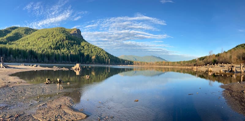 Rattlesnake Lake - Pretty Lakes