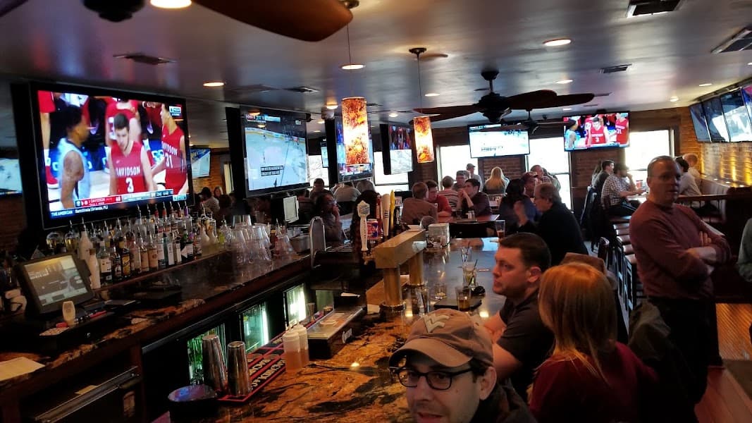 Penn Quarter Sports Tavern image 1