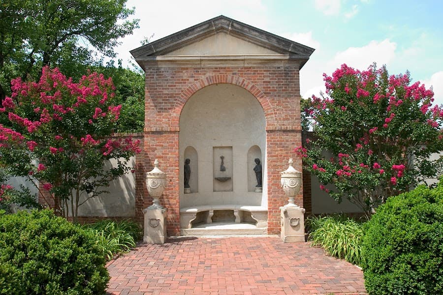 Dumbarton House thumbnail