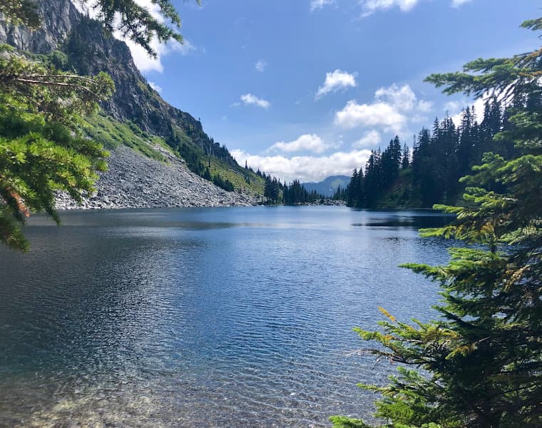 Lake Valhalla - Pretty Lakes