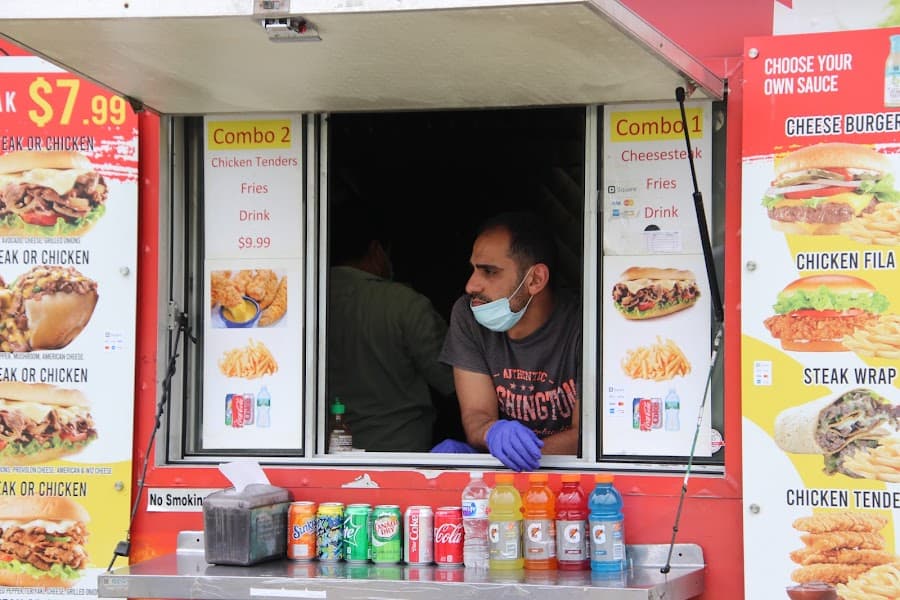 Maryland Avenue Food Trucks image 4