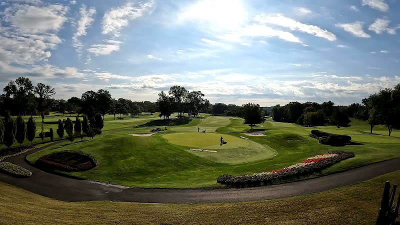 Springfield Golf & Country Club - Best Private Golf Courses