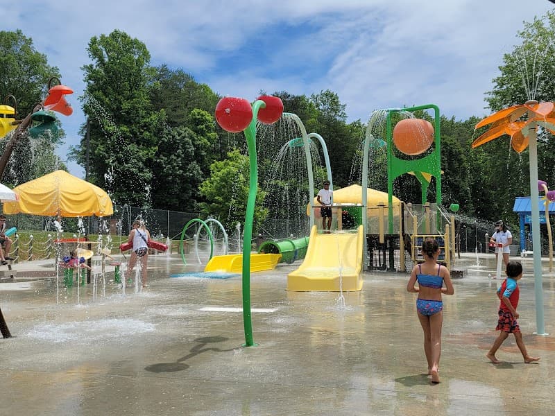 Waterworks Waterpark image 4