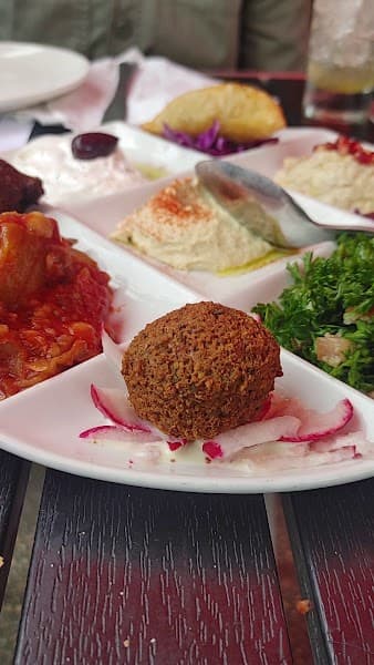 Lebanese Taverna image 2