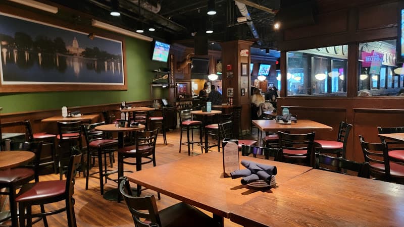Blackfinn DC - Best Sports Bar