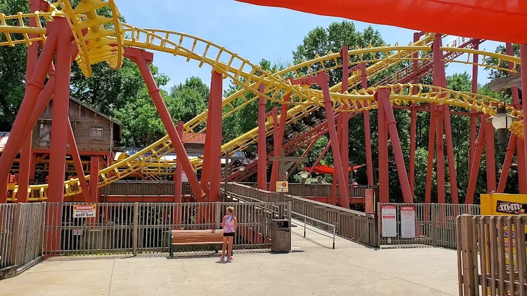 Six Flags America image 2