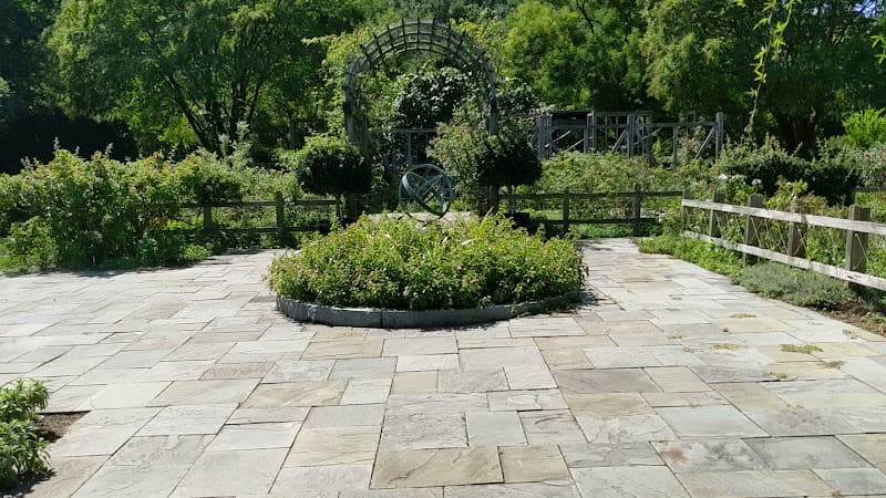 National Herb Garden - Gardens