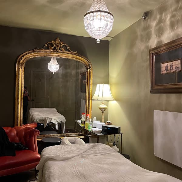 Unwind Wellness – Adams Morgan - Best Spas