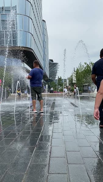 Wharf Interactive Fountain image 2