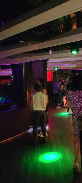 Opera Ultra Lounge - Hip Hop Lounges