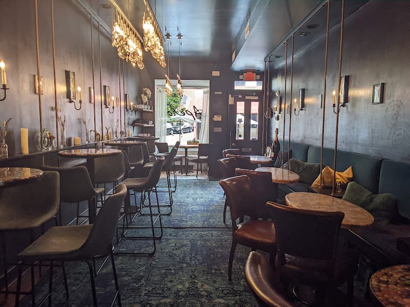 Apéro & La Bohème - Outdoor Dining