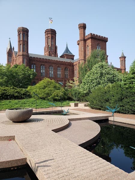 The Moongate Garden image 4