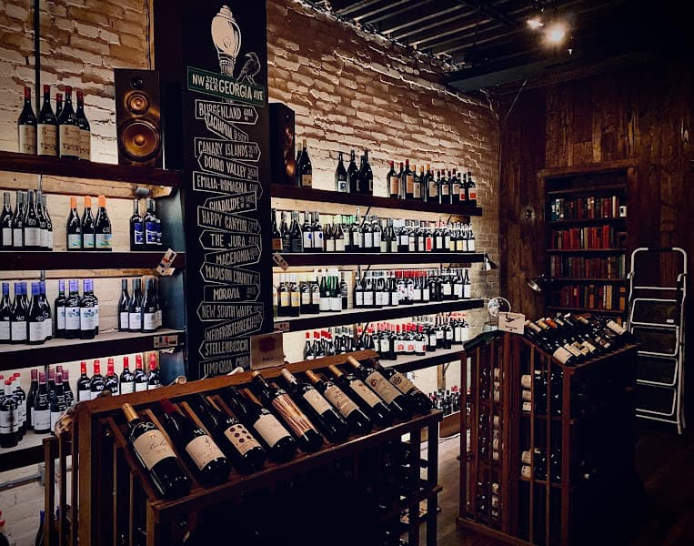 St. Vincent Wine - Best Wine Bar