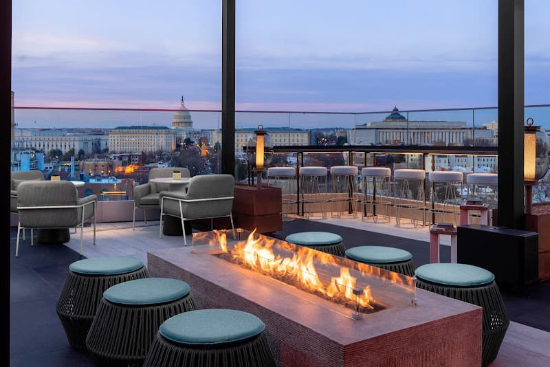 Smoke & Mirrors - Rooftop Dining