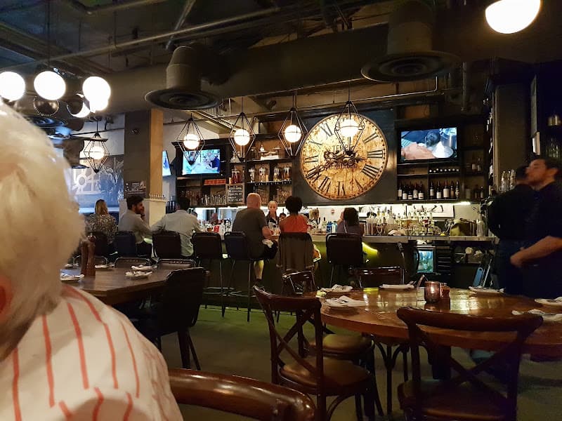 Logan Tavern - Family Dining Restaurants