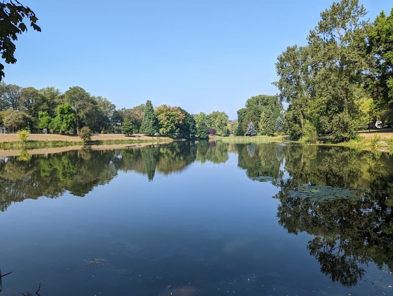 Lake Sacajawea image 1