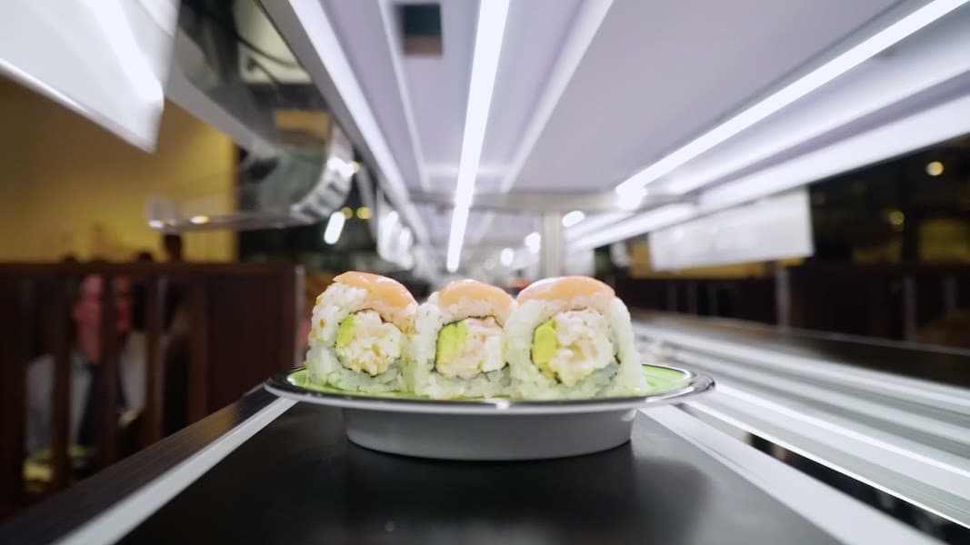 Kura Revolving Sushi Bar image 2