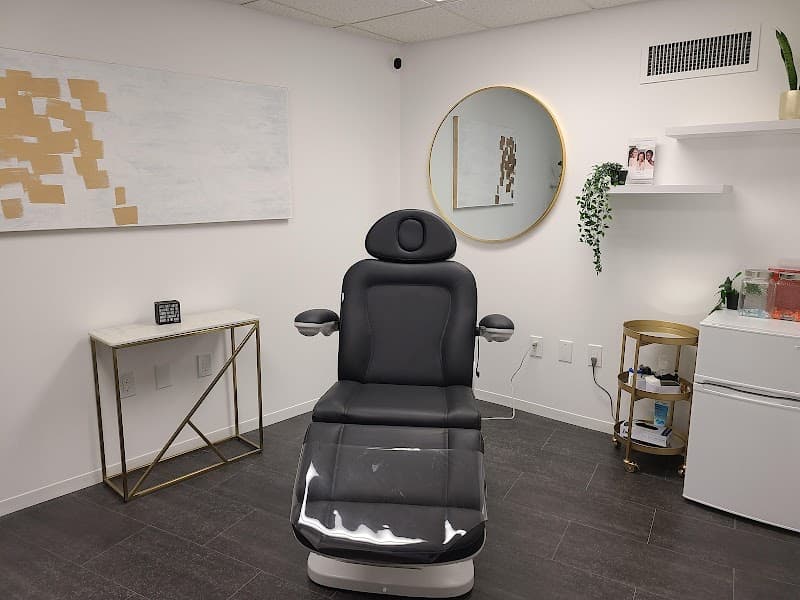 Custom Beauty Med Studio image 2