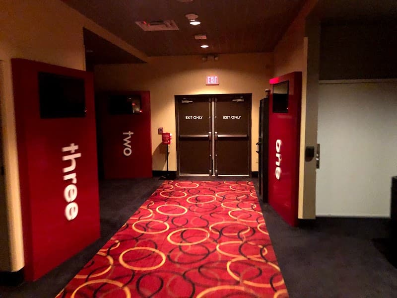AMC Shirlington 7 image 4