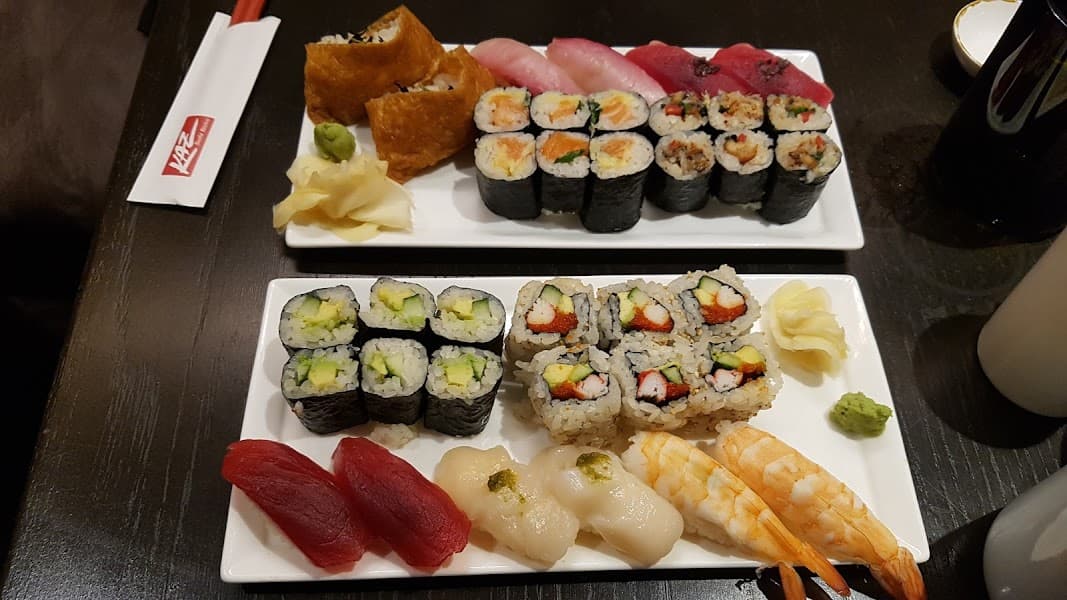 KAZ Sushi Bistro image 1
