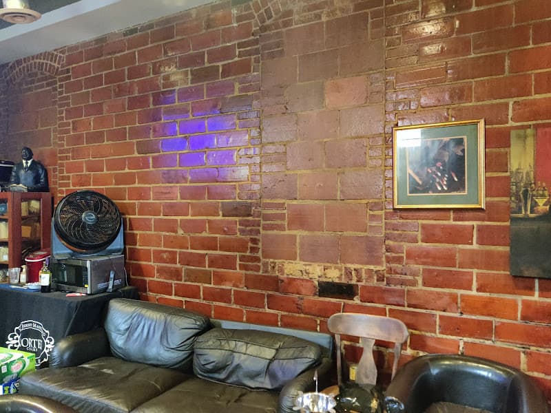 Cortez Cigars - Cigar Lounge
