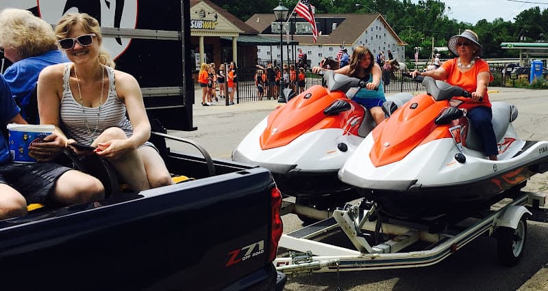 WET WILLY’S WATERSPORTS, LLC - Jet Ski Rental