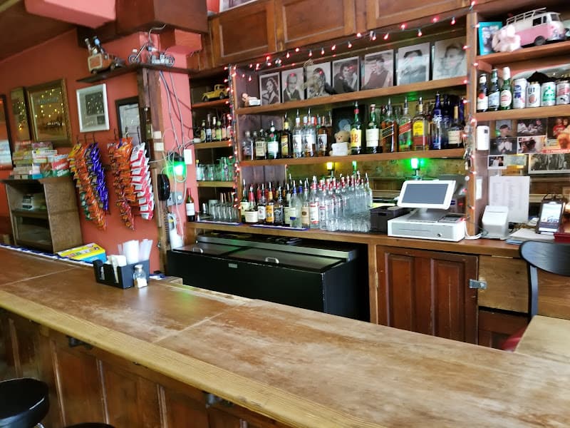 Raven Grill - Best Dive Bar