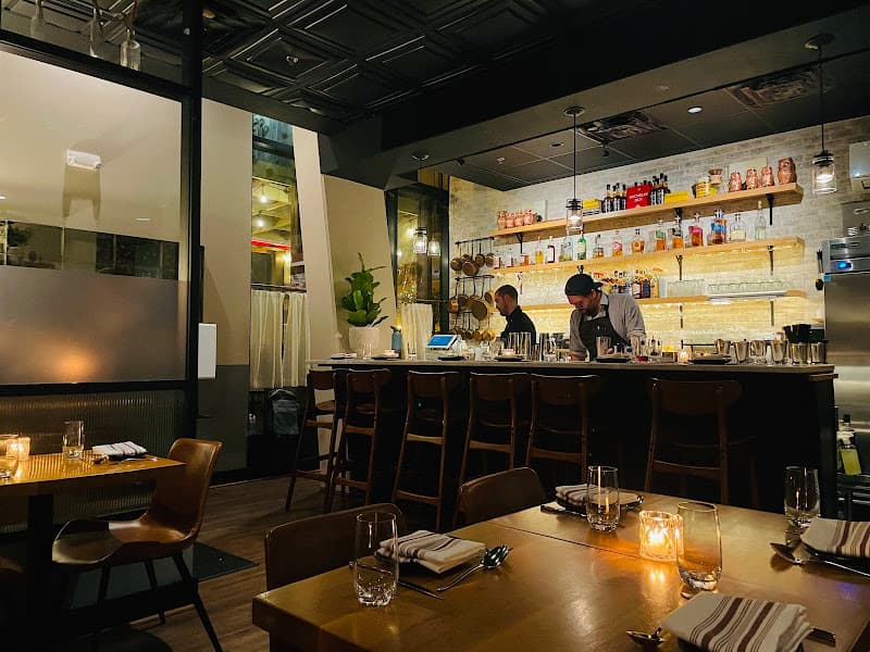 Rooster & Owl - Cozy Restaurants