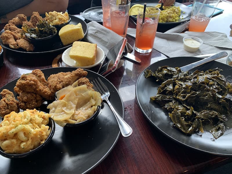 Oohh's & Aahh's - Southern Cuisine