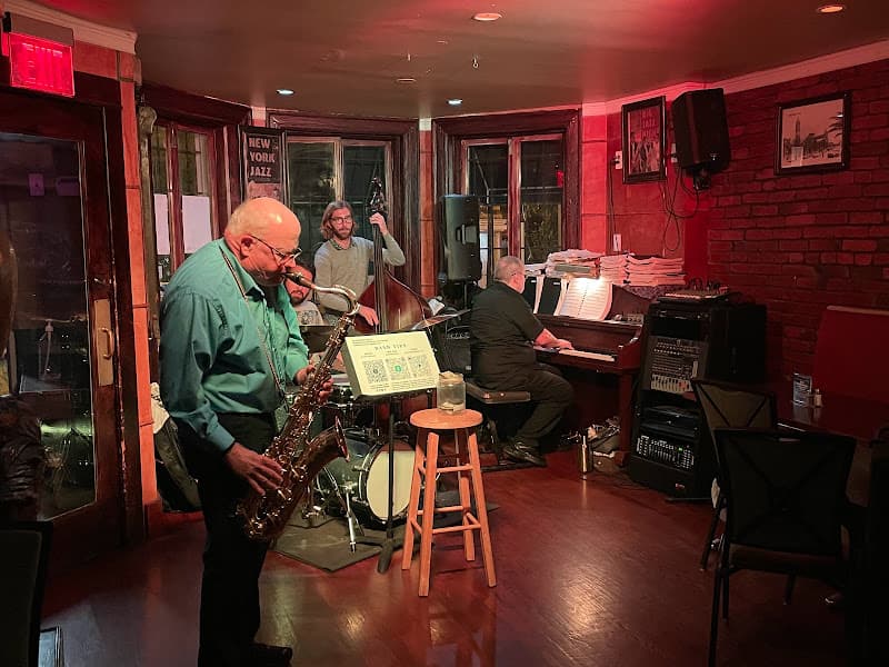 Green Island Cafe - Jazz Lounges