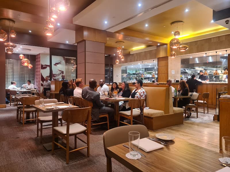 Central Michel Richard - French Cuisine Restaurants