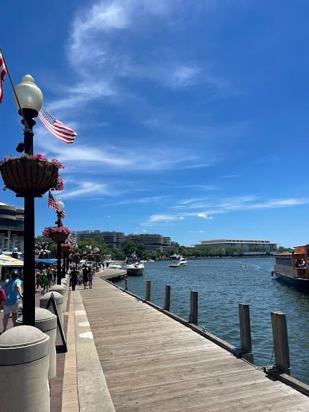 Boomerang Boat Tours image 4