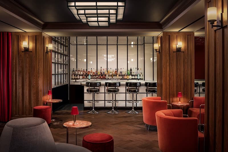 Silver Lyan - Best Bar