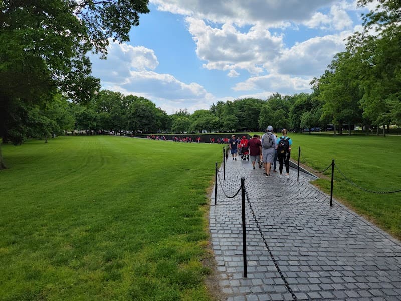 Vietnam Veterans Memorial image 3