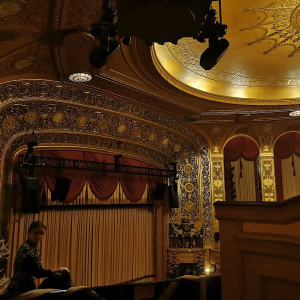 Theatre Washington - Live Theater