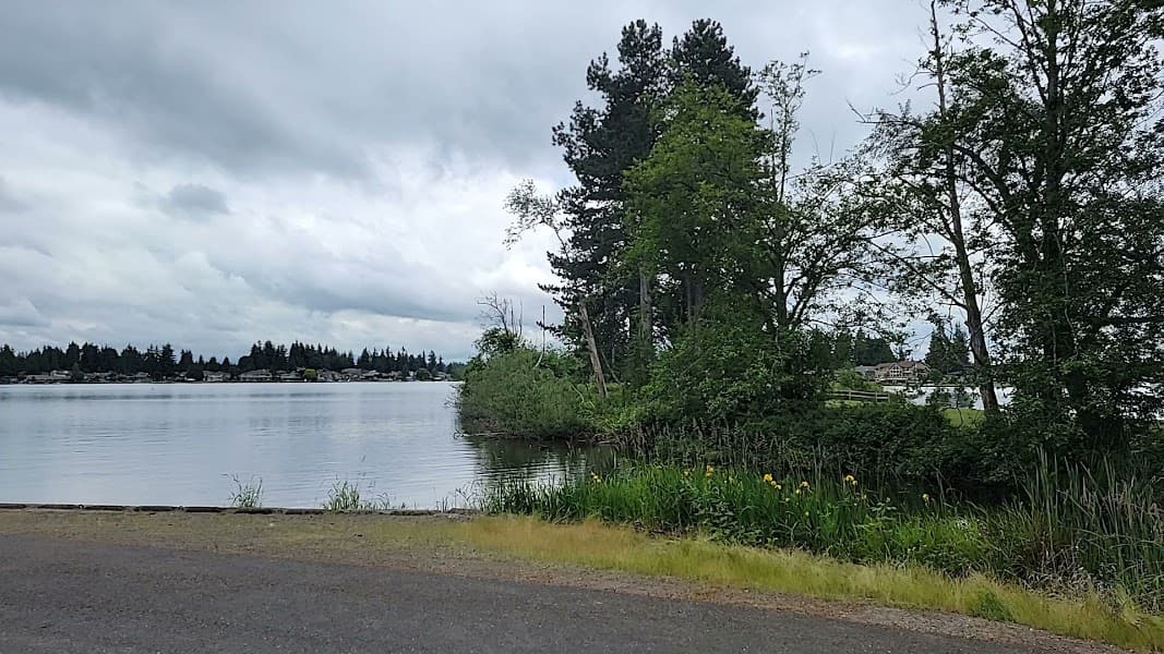 Lake Tapps image 2