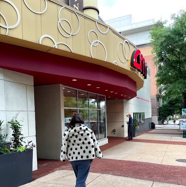 AMC Shirlington 7 image 2